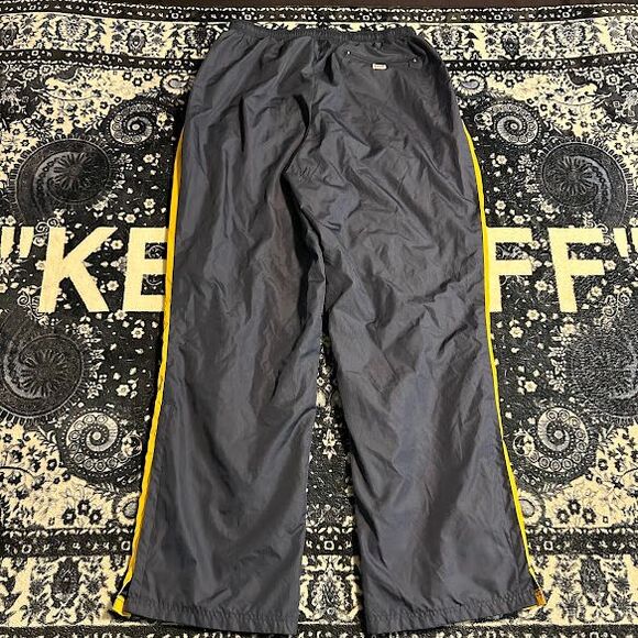 Vintage 1990's Navy Soffe Sweatpants/Track Pants! - Picture 5 of 6